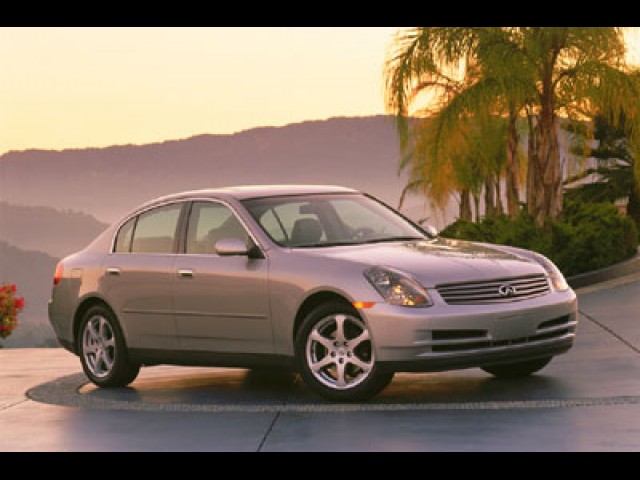 2004 INFINITI G35 