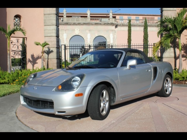 2000 TOYOTA MR2 SPYDER 2D CONVERTIBLE