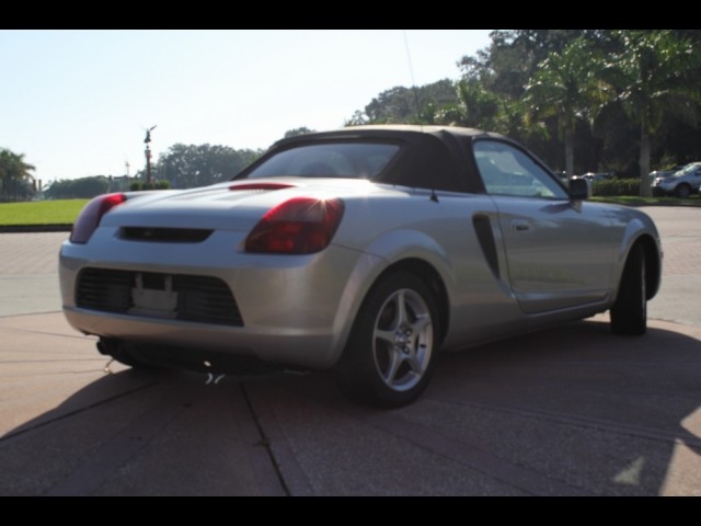 2000 TOYOTA MR2 SPYDER 2D CONVERTIBLE