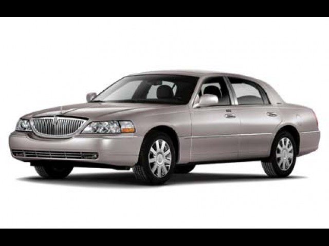 2000 LINCOLN TOWN CAR 